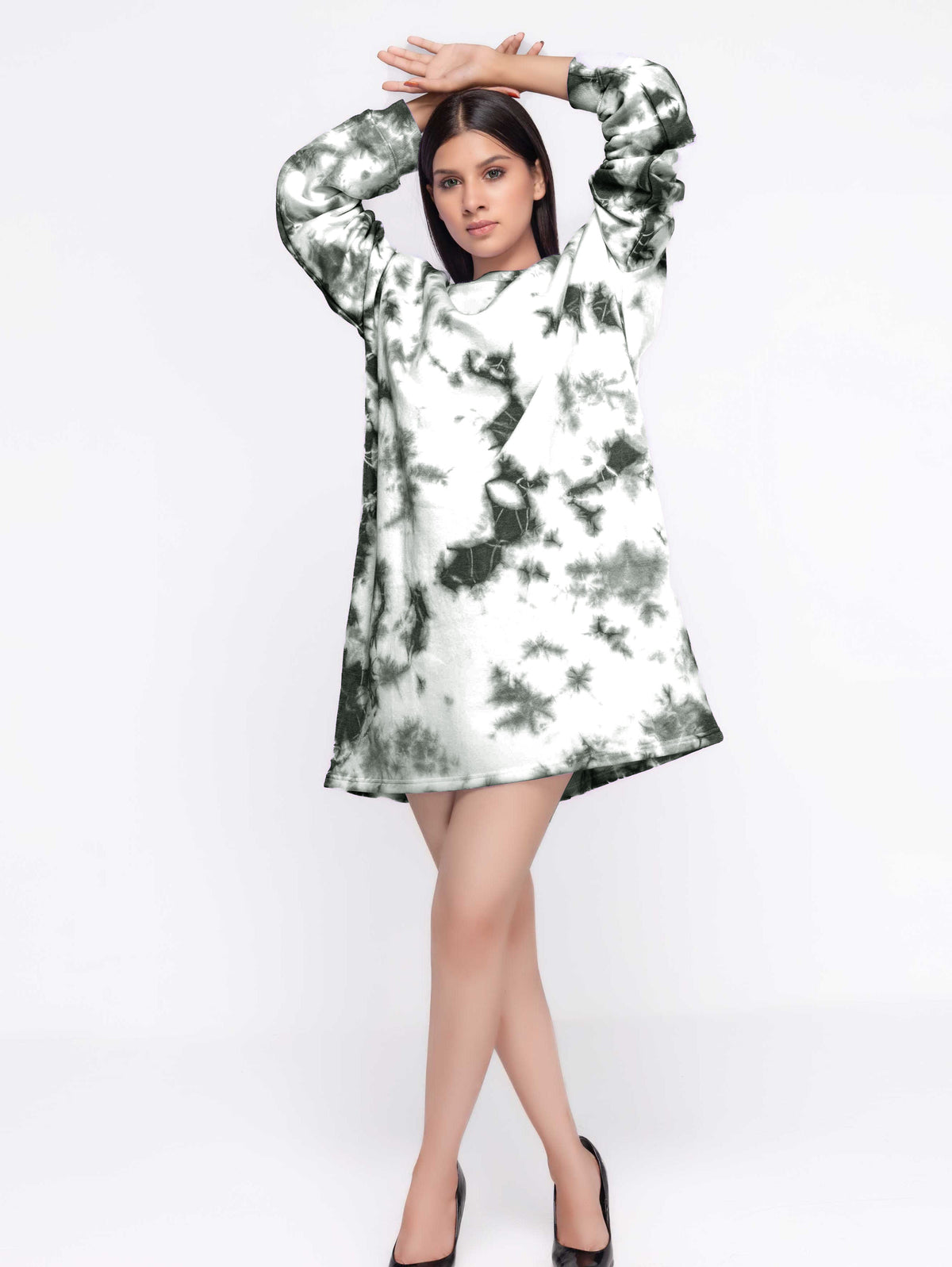 BLACK TIE DYE OVERSIZED SWEATER DRESS